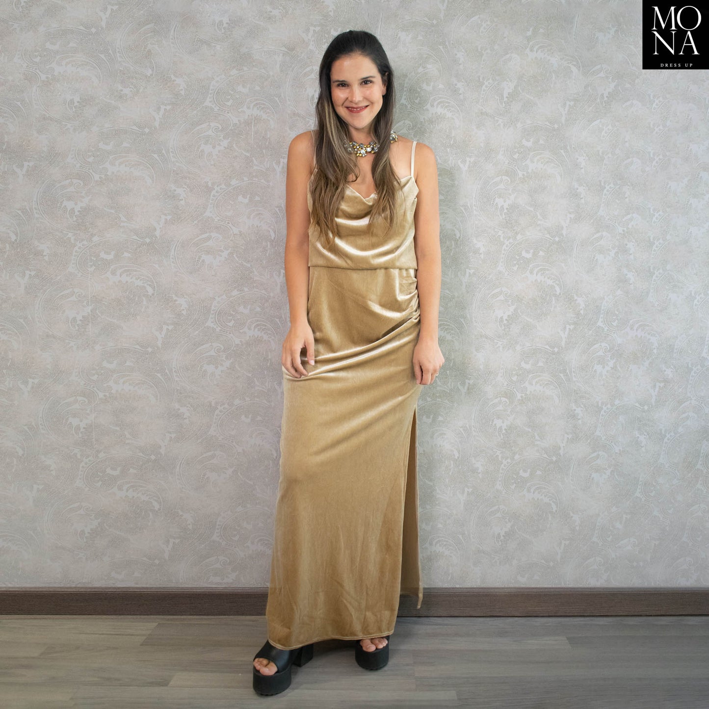VESTIDO LARGO PIEDAD CHAMPAGNE