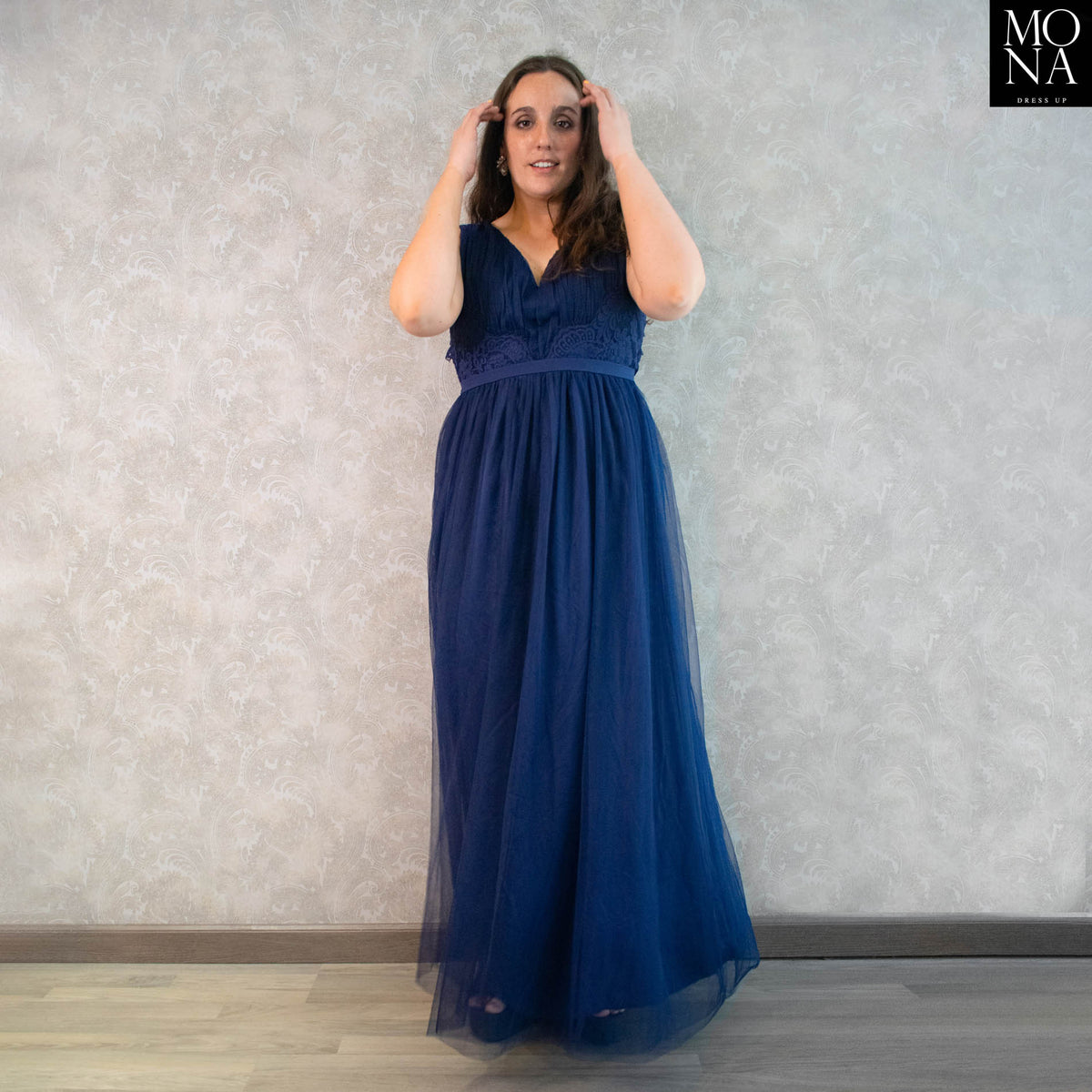 Vestido largo Maximiliana azul marino con espalda descubierta