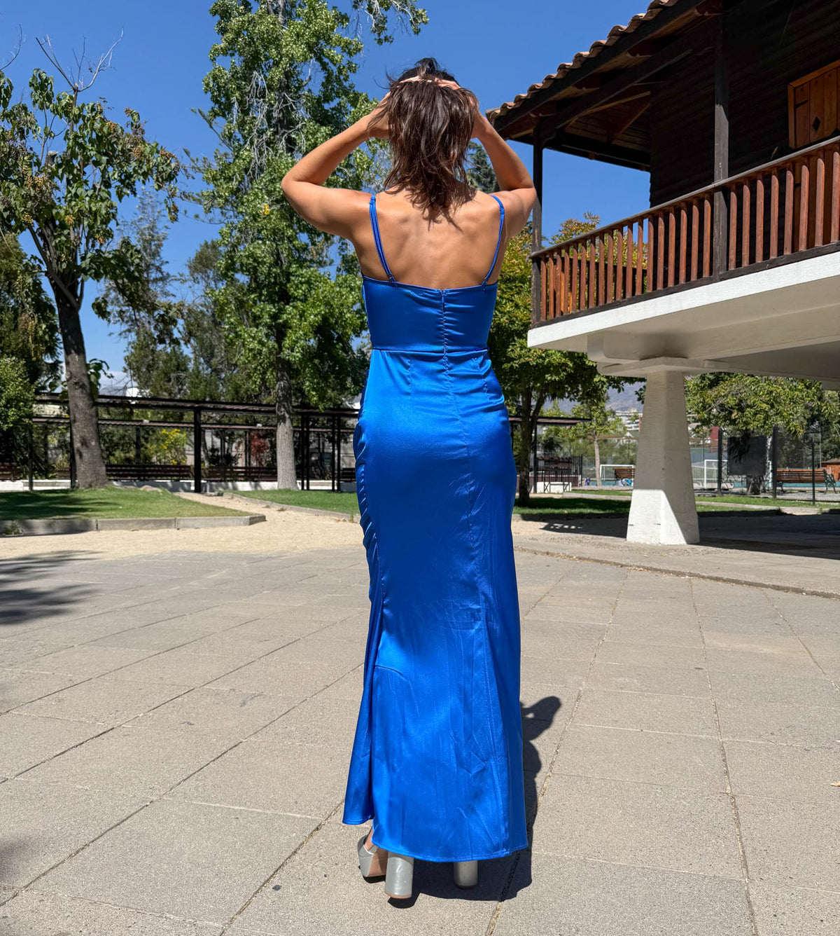 Vestido largo Ximena azulino, foto 2 de 7
