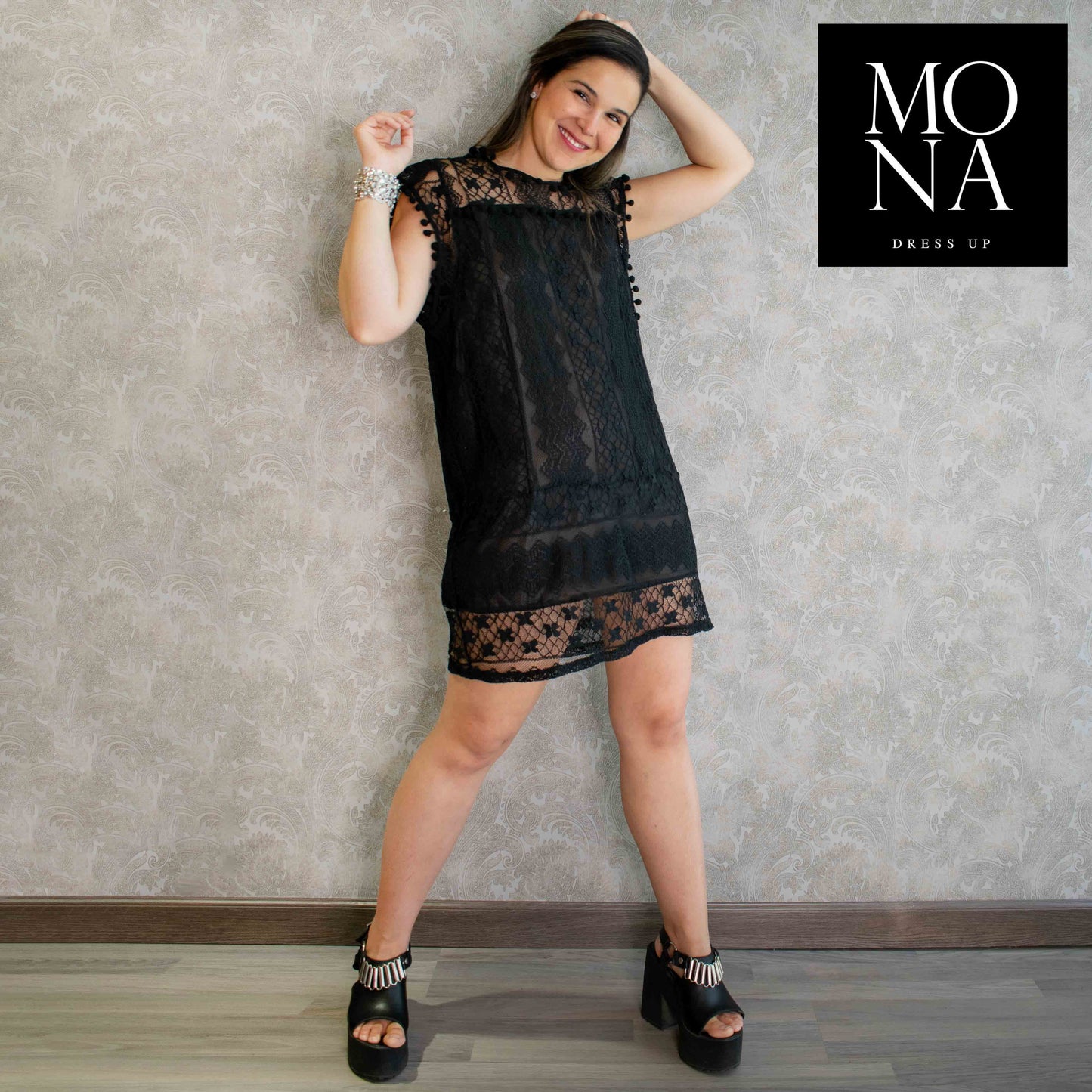 VESTIDO CORTO MAITEN NEGRO