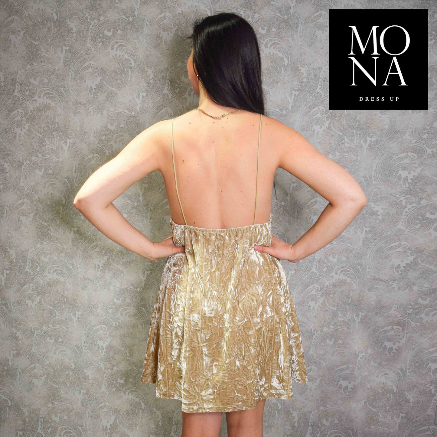 VESTIDO CORTO LUCRECIA BEIGE