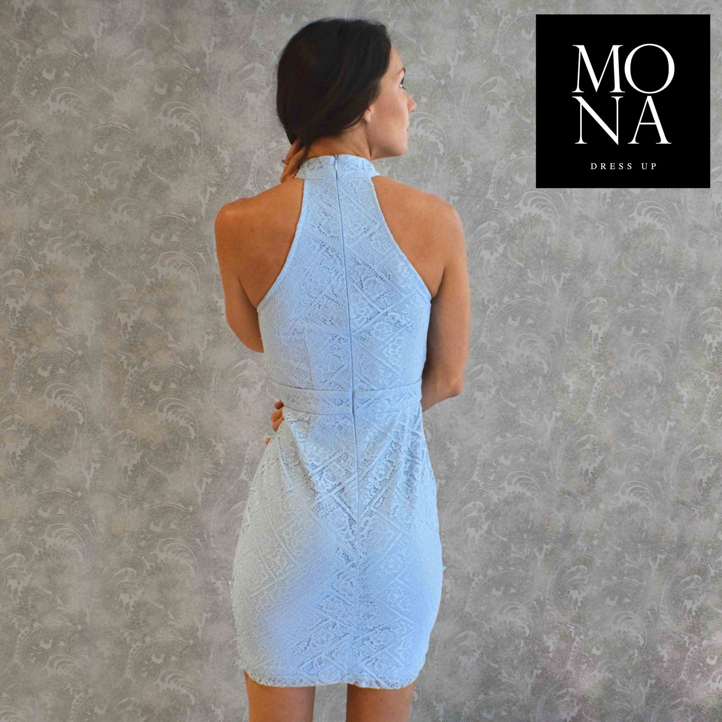 VESTIDO CORTO CELESTE