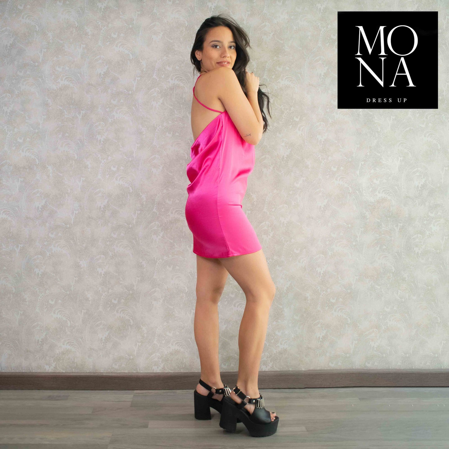 VESTIDO CORTO DENISSE FUCSIA