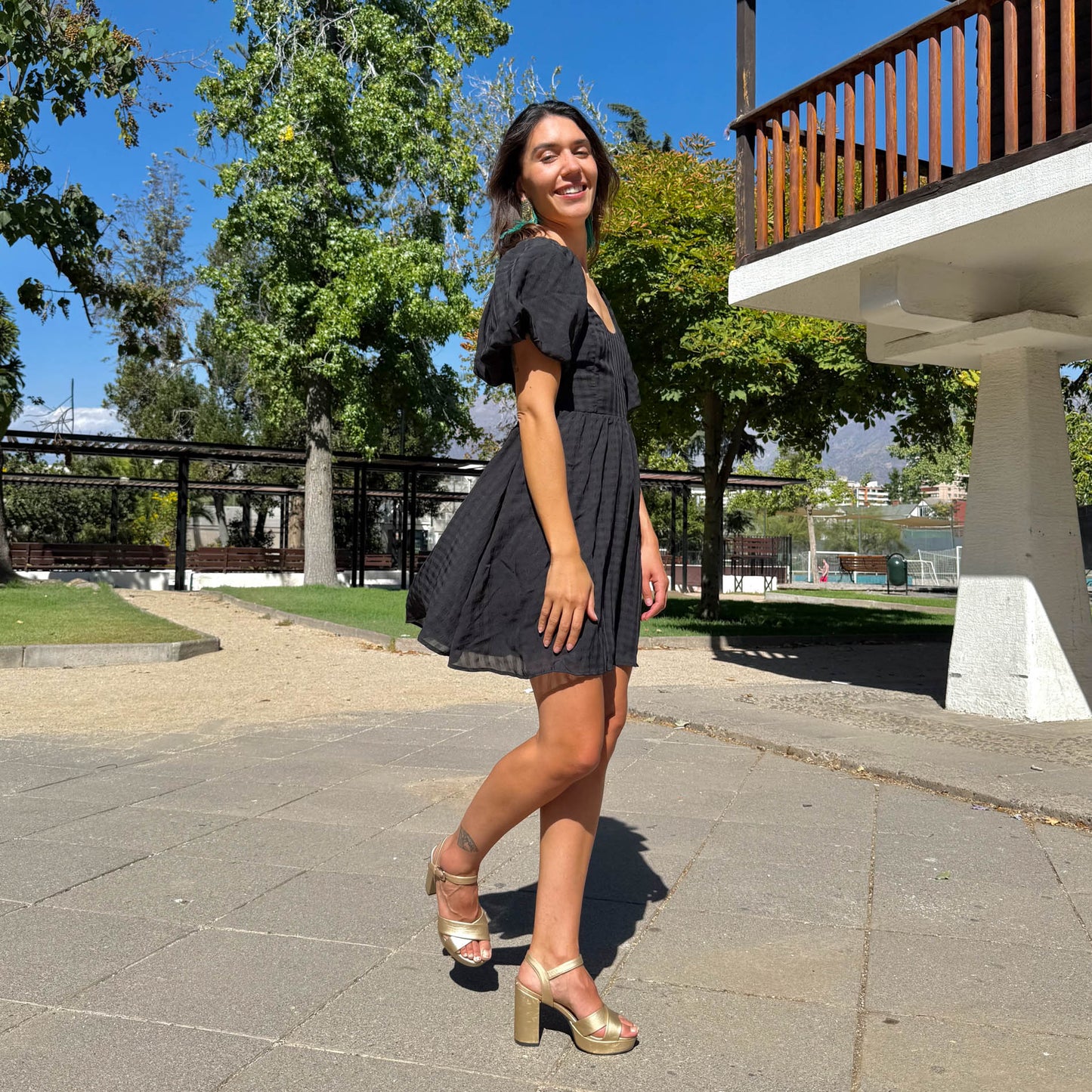 VESTIDO CORTO AGUSTINA NEGRO