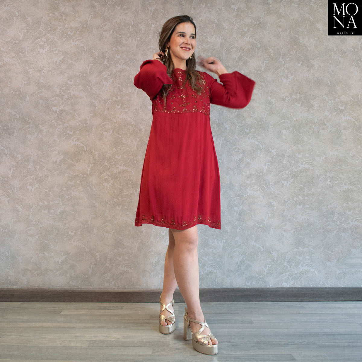 Vestido corto Isu burdeo bordado