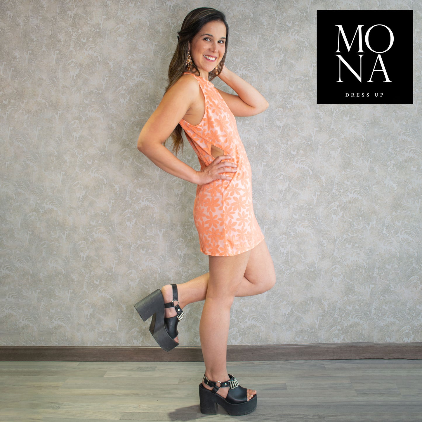 VESTIDO CORTO MABEL NARANJO