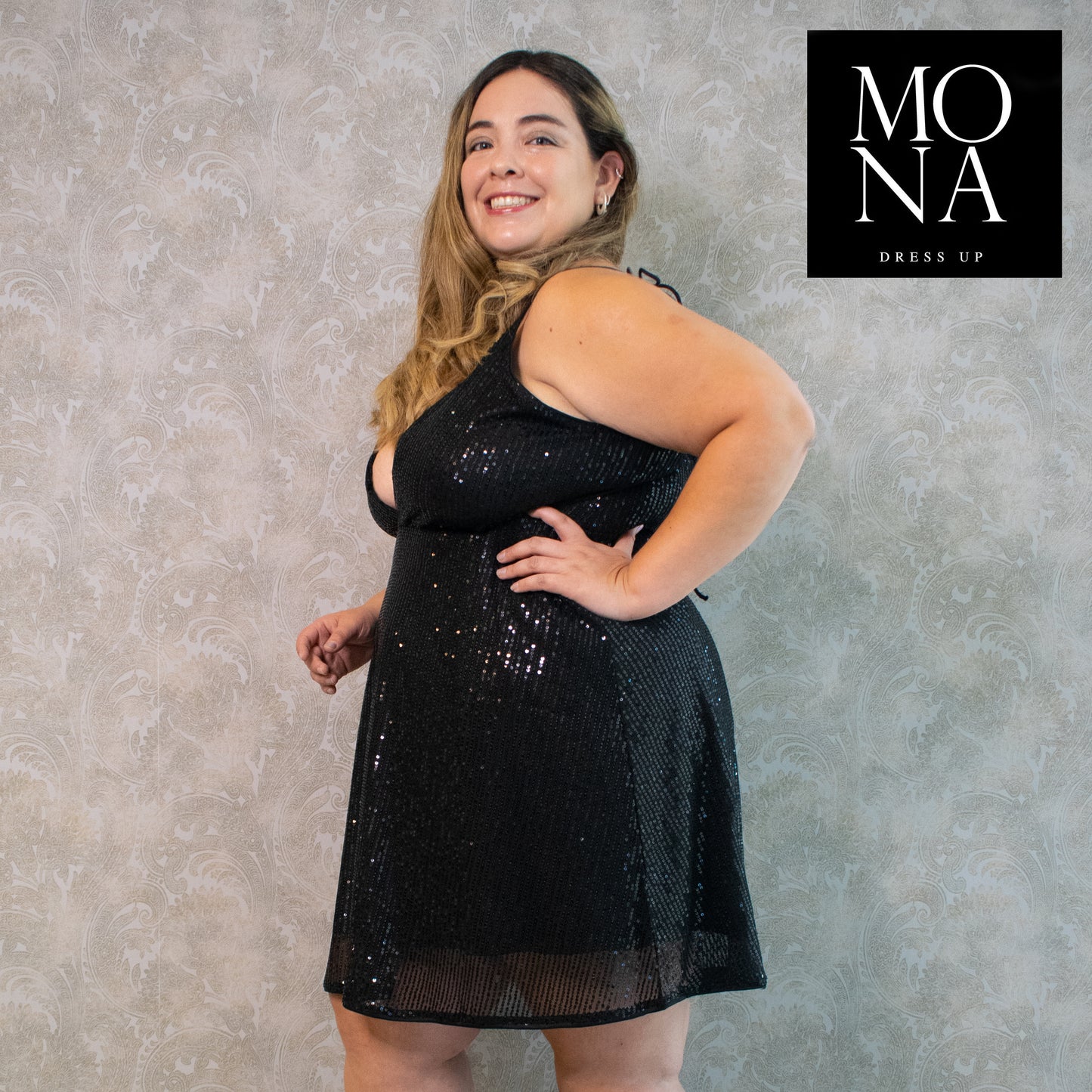 VESTIDO CORTO RENATA NEGRO