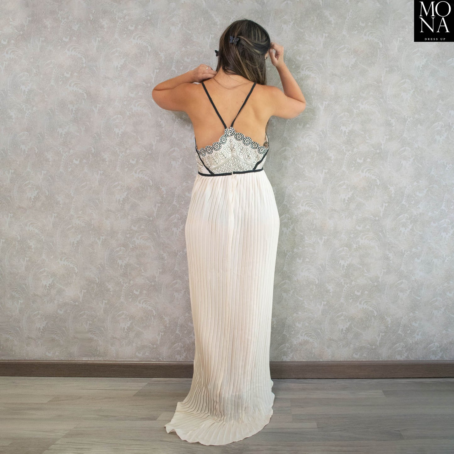 VESTIDO LARGO AILEN CREMA