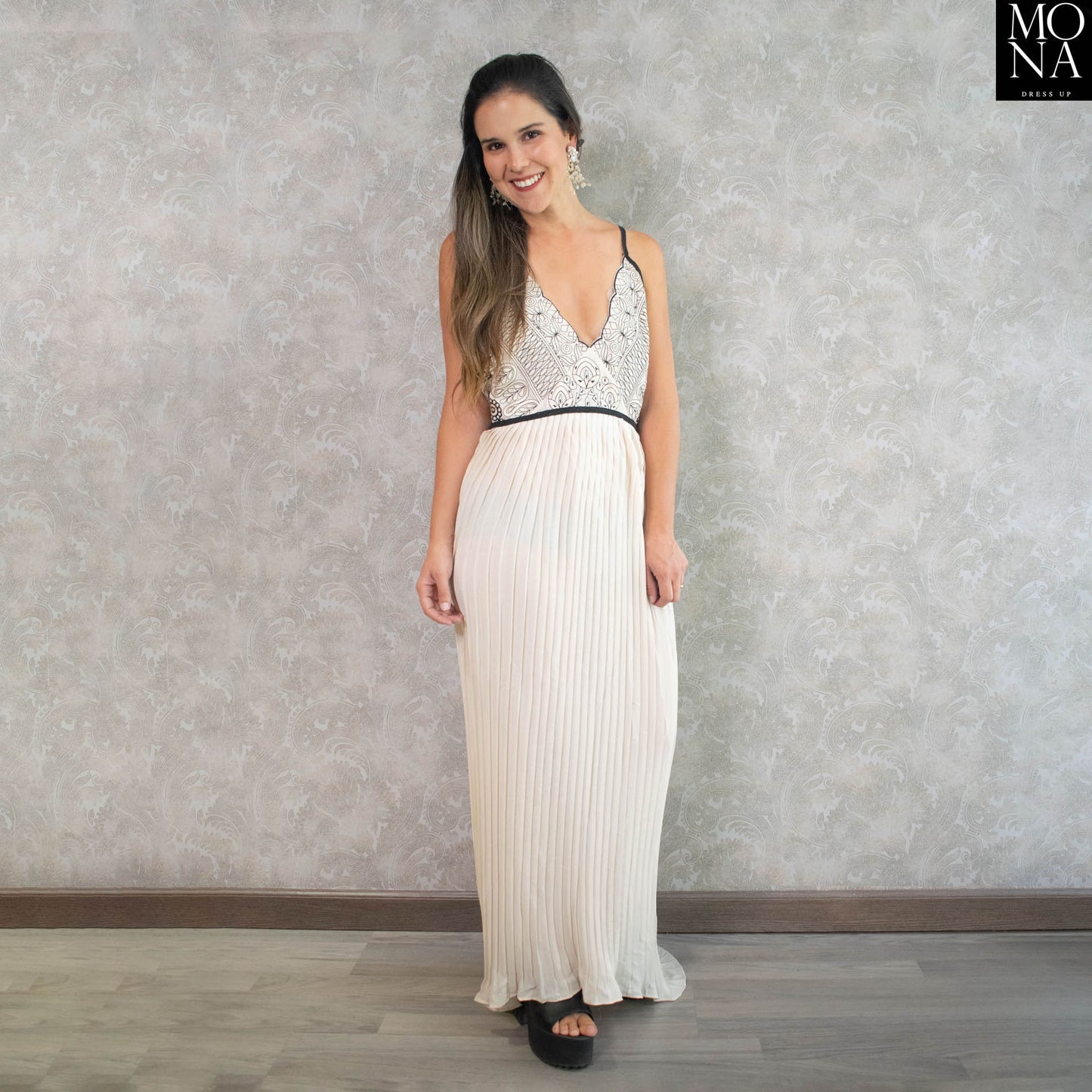 VESTIDO LARGO AILEN CREMA