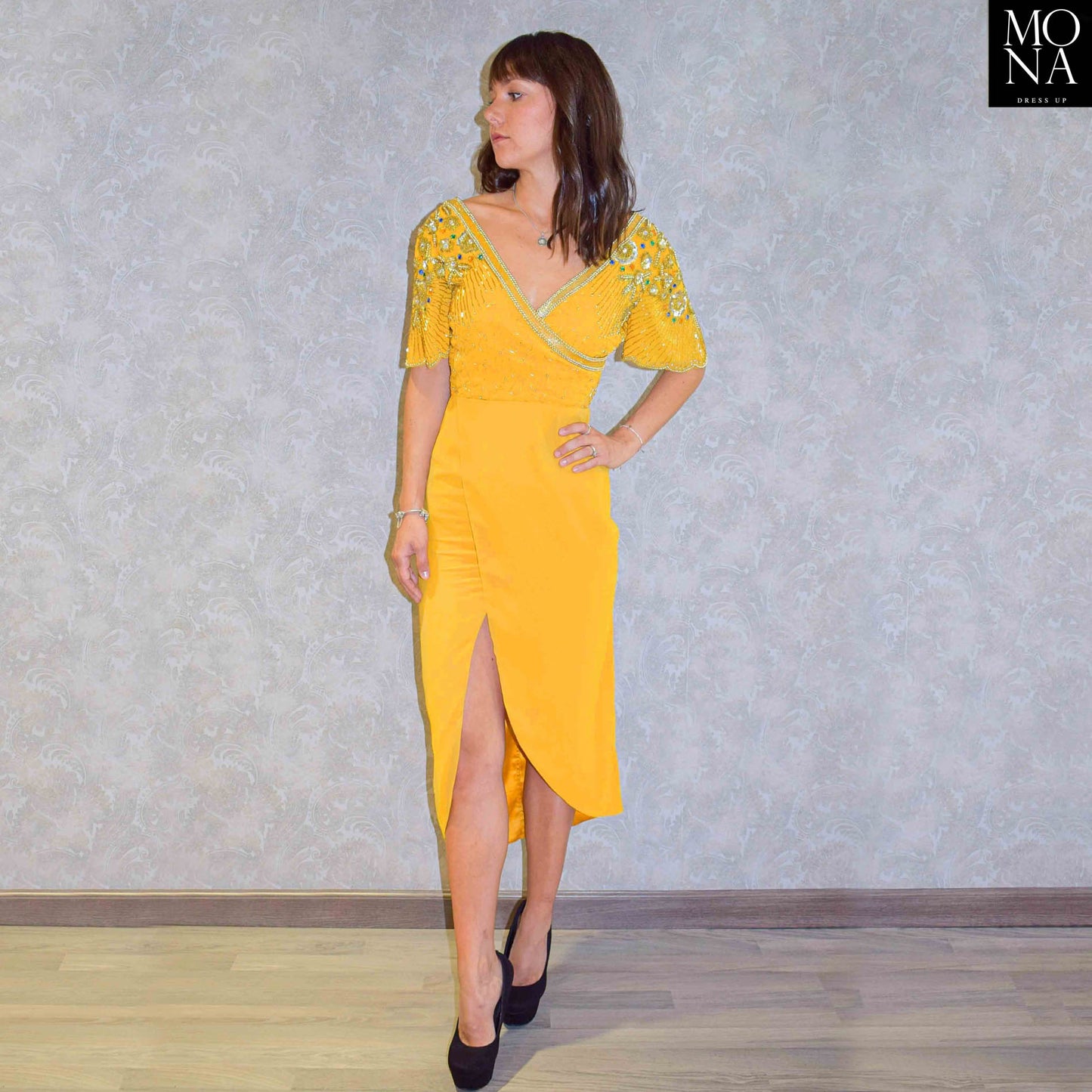 VESTIDO MIDI LUZ MOSTAZA