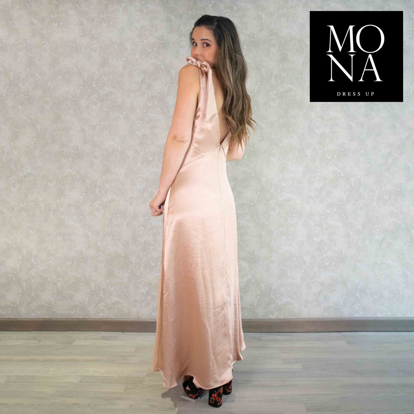 VESTIDO LARGO NICOLASA BEIGE