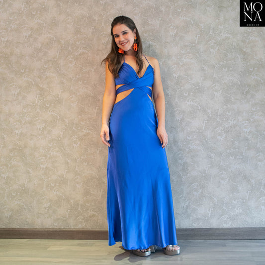 vestido largo azulino con cortes laterales