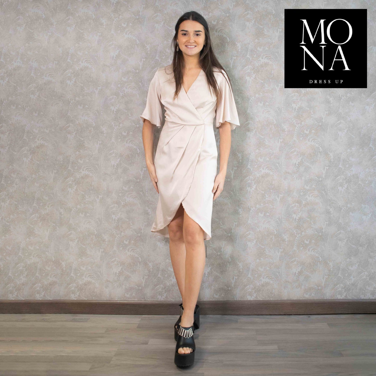 VESTIDO CORTO FIORELLA BEIGE