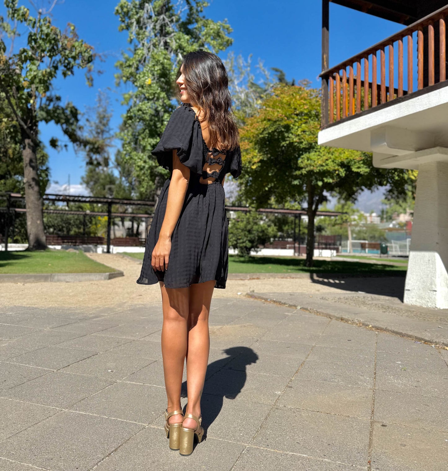 VESTIDO CORTO AGUSTINA NEGRO